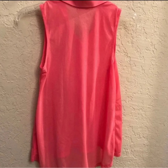 Size small button up tank top with collar - Picture 6 of 6